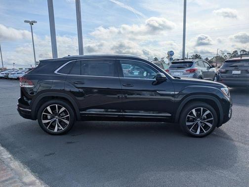 deep black pearl 2026 Volkswagen Atlas Cross Sport 2.0T SEL Premium