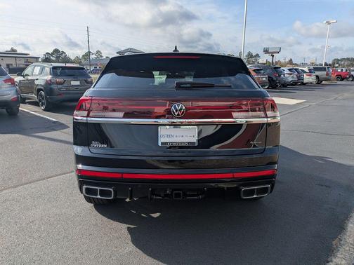 deep black pearl 2026 Volkswagen Atlas Cross Sport 2.0T SEL Premium