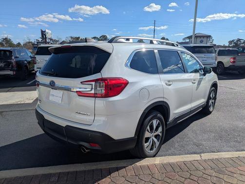 2023 Subaru Ascent Premium 7-Passenger