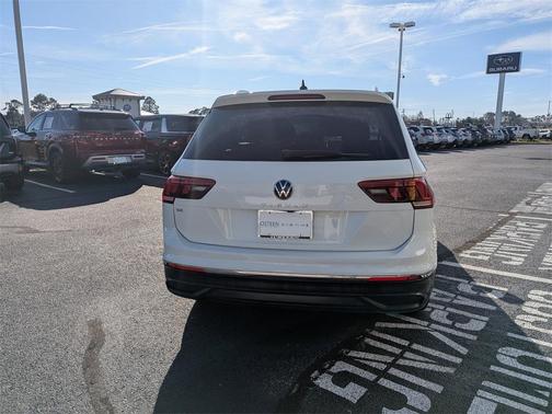 2022 Volkswagen Tiguan 2.0T SE
