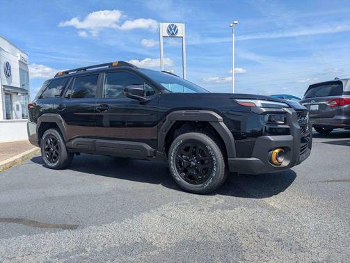 Crystal Black Silica 2026 Subaru Outback Wilderness