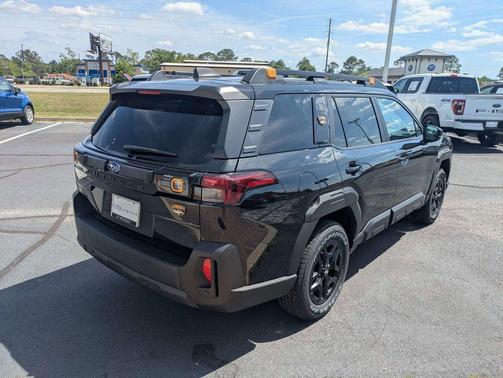 Crystal Black Silica 2026 Subaru Outback Wilderness