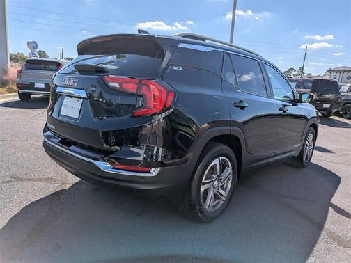 2021 GMC Terrain SLT