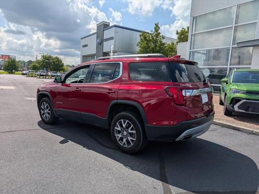 2023 GMC Acadia FWD SLT