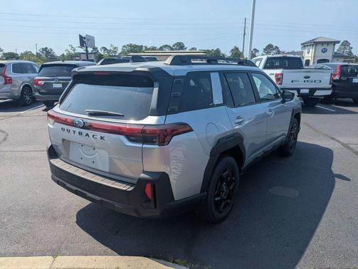 Ice Silver Metallic 2026 Subaru Outback Limited