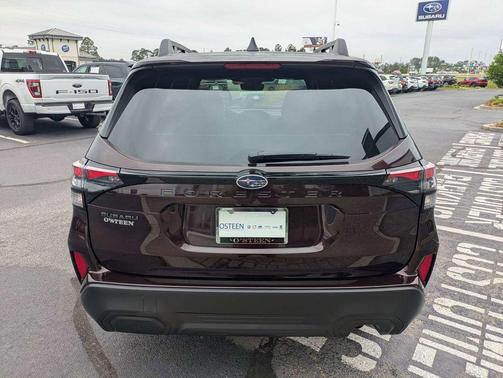 Dark Mahogany Pearl 2026 Subaru Forester Premium