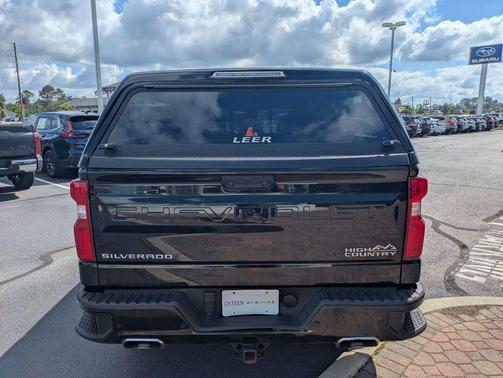 Black 2025 Chevrolet Silverado 1500 High Country
