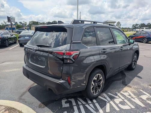Magnetite Gray Metallic 2026 Subaru Forester Premium