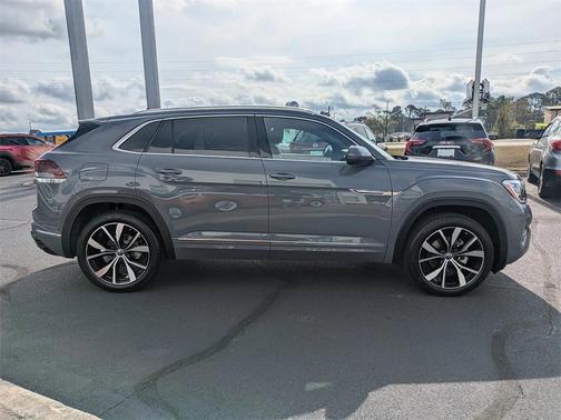 2026 Volkswagen Atlas Cross Sport 2.0T SEL Premium