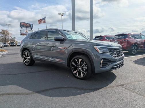 2026 Volkswagen Atlas Cross Sport 2.0T SEL Premium