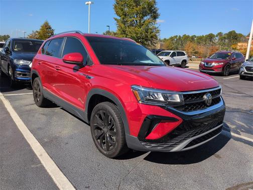 2024 Volkswagen Taos 1.5T SE