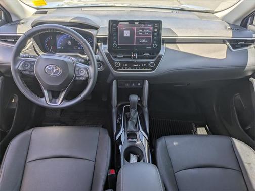 2022 Toyota Corolla Cross XLE