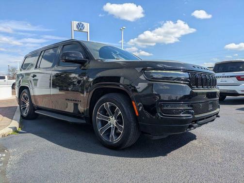 2023 Jeep Wagoneer Series II Carbide 4x4