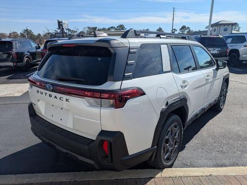 Crystal White Pearl 2026 Subaru Outback Premium