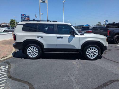 Wind Chill Pearl 2025 Toyota Land Cruiser Base