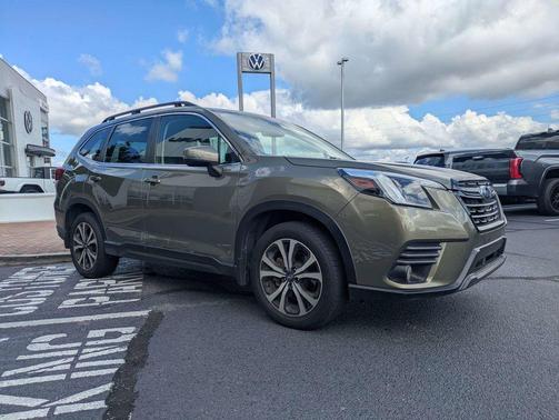 Autumn Green Metallic 2022 Subaru Forester Limited
