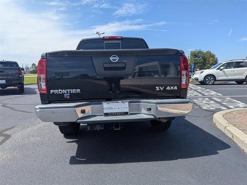 2021 Nissan Frontier SV
