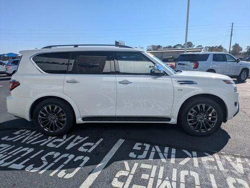 2021 Nissan Armada Platinum 2WD