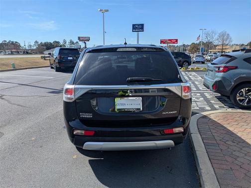 2015 Mitsubishi Outlander SE