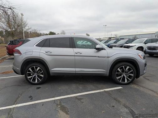 2026 Volkswagen Atlas Cross Sport 2.0T SEL Premium