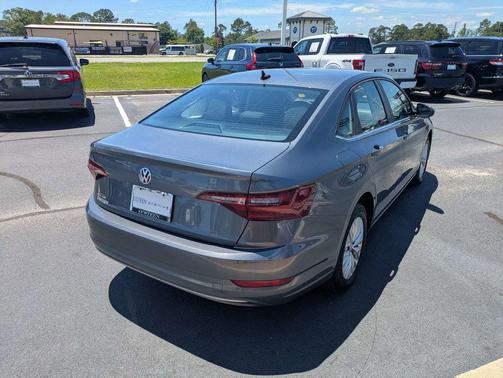 Platinum Gray Metallic 2020 Volkswagen Jetta 1.4T S