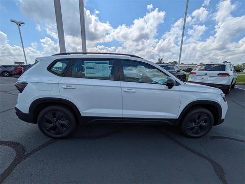 2025 Volkswagen Taos 1.5T S