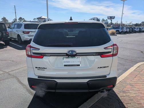 Crystal White Pearl 2026 Subaru Ascent Premium 7-Passenger