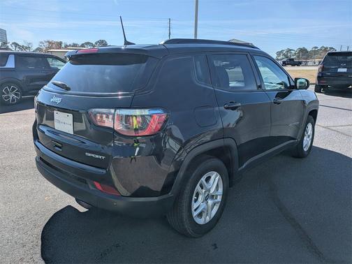 2018 Jeep Compass Sport