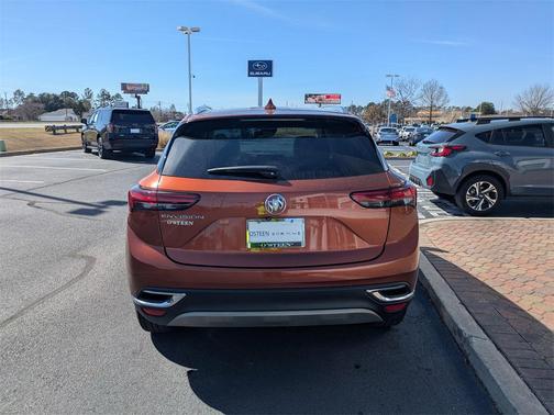 2022 Buick Envision FWD Essence