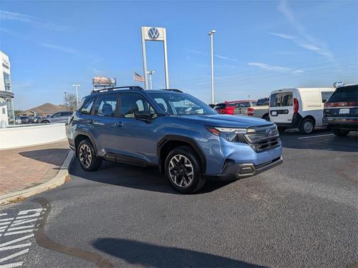 2025 Subaru Forester Base