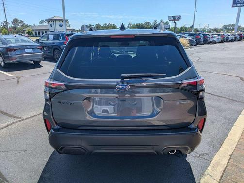 Magnetite Gray Metallic 2026 Subaru Forester Hybrid Limited