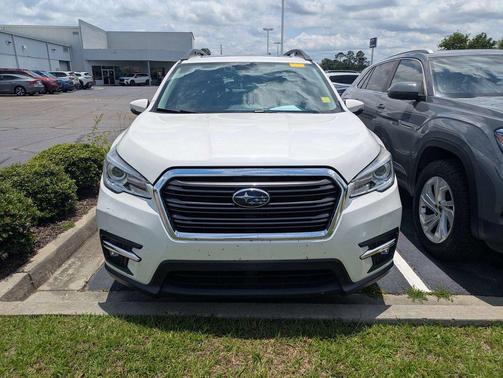 Crystal White Pearl 2020 Subaru Ascent Limited 7-Passenger