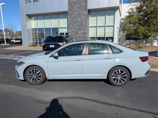 2025 Volkswagen Jetta 1.5T SE