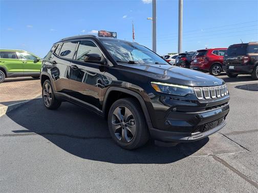 2022 Jeep Compass Latitude Lux