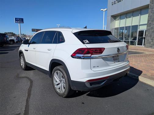 2022 Volkswagen Atlas Cross Sport 3.6L V6 SE w/Technology