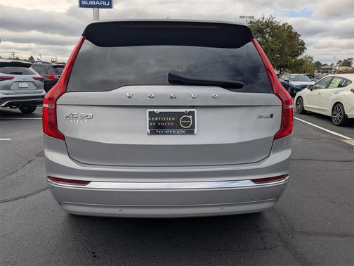 2025 Volvo XC90 B6 Plus 7-Seater