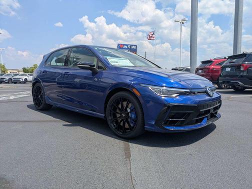 lapiz blue metallic 2026 Volkswagen Golf R 2.0T DSG