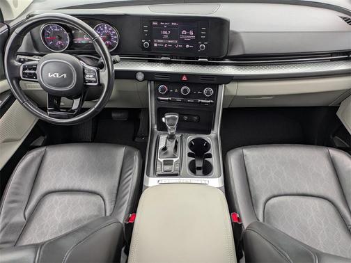 2024 Kia Carnival LX