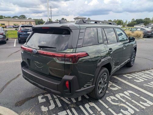 Deep Emerald Green Pearl 2026 Subaru Outback Premium