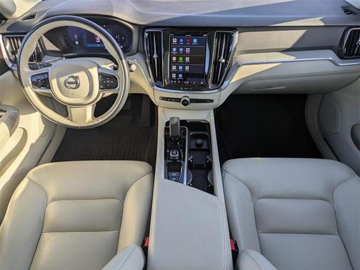 2024 Volvo S60 B5 Plus Dark Theme