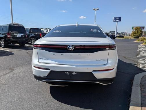 2024 Toyota Crown Limited