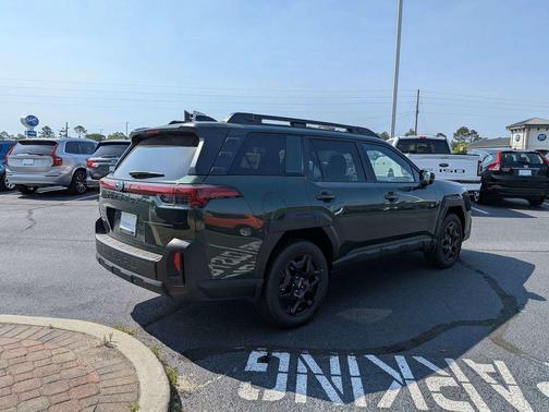 Deep Emerald Green Pearl 2026 Subaru Outback Limited
