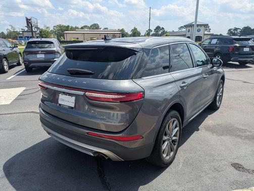 Gray Metallic 2022 Lincoln Corsair Standard