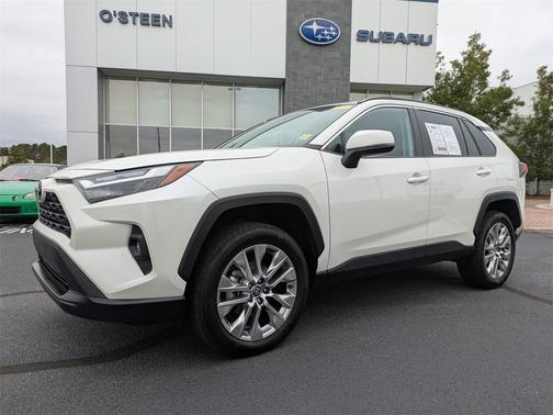 2022 Toyota RAV4 XLE Premium