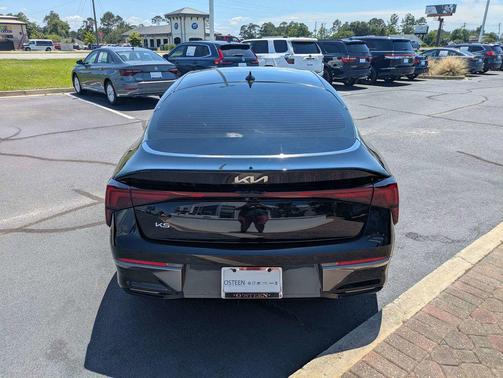 Aurora Black Pearl 2026 Kia K5 EX