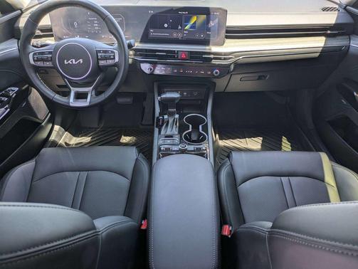 Aurora Black Pearl 2026 Kia K5 EX