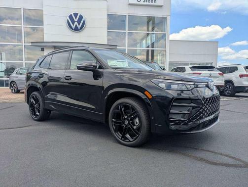 deep black pearl 2026 Volkswagen Tiguan 2.0T SE R-Line Black 4MOTION