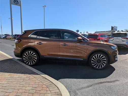 2020 Lincoln Nautilus Black Label