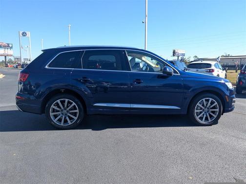 2019 Audi Q7 55 Prestige