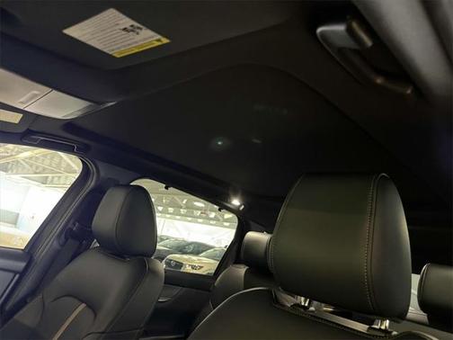 2025 Mazda CX-90 PHEV Premium Plus